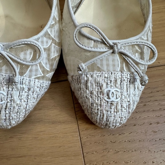 Chanel mesh sling back heels - Picture 3 of 9